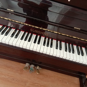 鋼琴,SUNSHINE 香山鋼琴, 老牌子產(chǎn)品鋼琴,功能齊